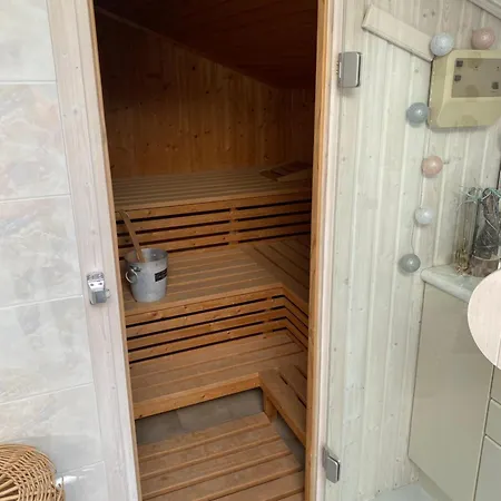 Bergnest Mit Sauna